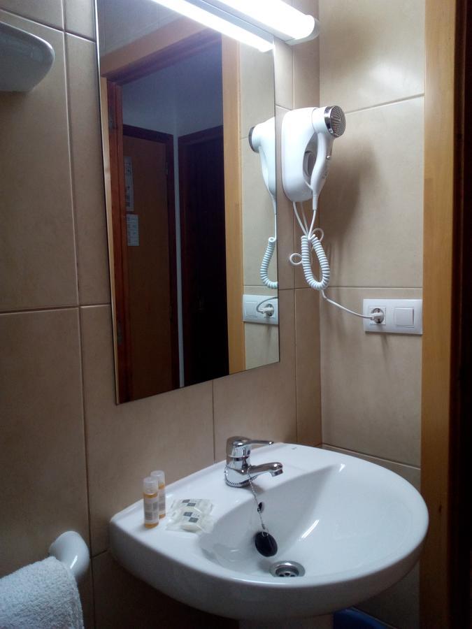 Hotel Hostal Residencia Nicolau Sant Antoni de Portmany Zewnętrze zdjęcie