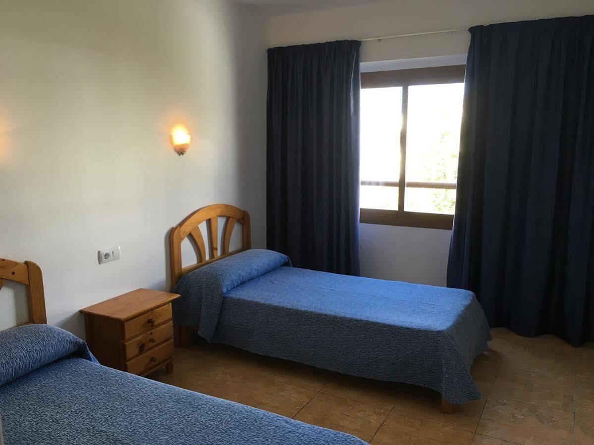 Hotel Hostal Residencia Nicolau Sant Antoni de Portmany Zewnętrze zdjęcie